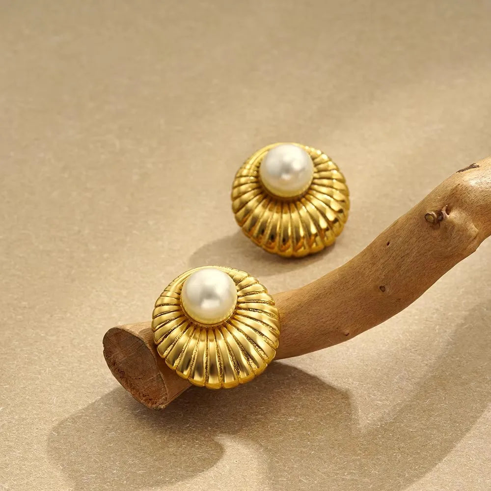 Vintage Gold-Plated Shell & Starfish Earrings