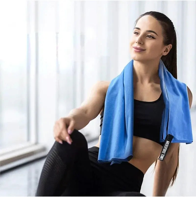 Quick-Drying Sports Towel a microfiber blend