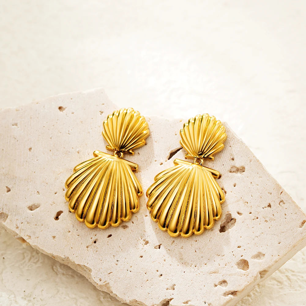 Vintage Gold-Plated Shell & Starfish Earrings