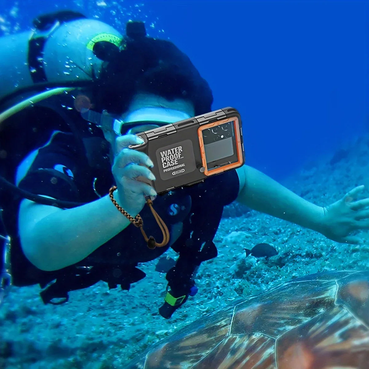 Luxury Dive Case: Capture stunning underwater photos at 50ft.