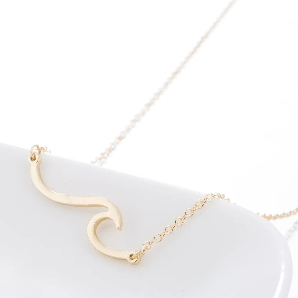 🌊 Ride the Style Wave: Simple Ocean Wave Pendant Necklace! 🌊