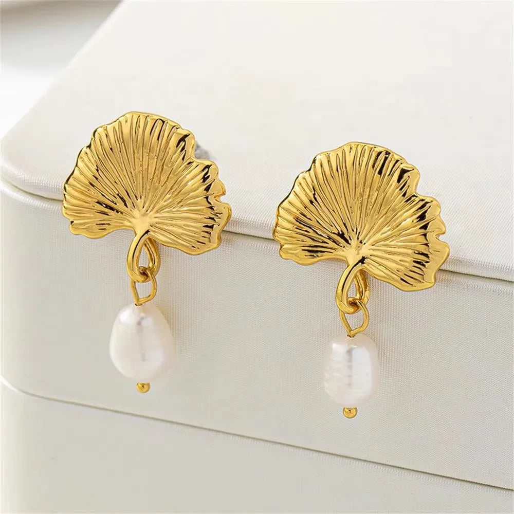 Vintage Gold-Plated Shell & Starfish Earrings